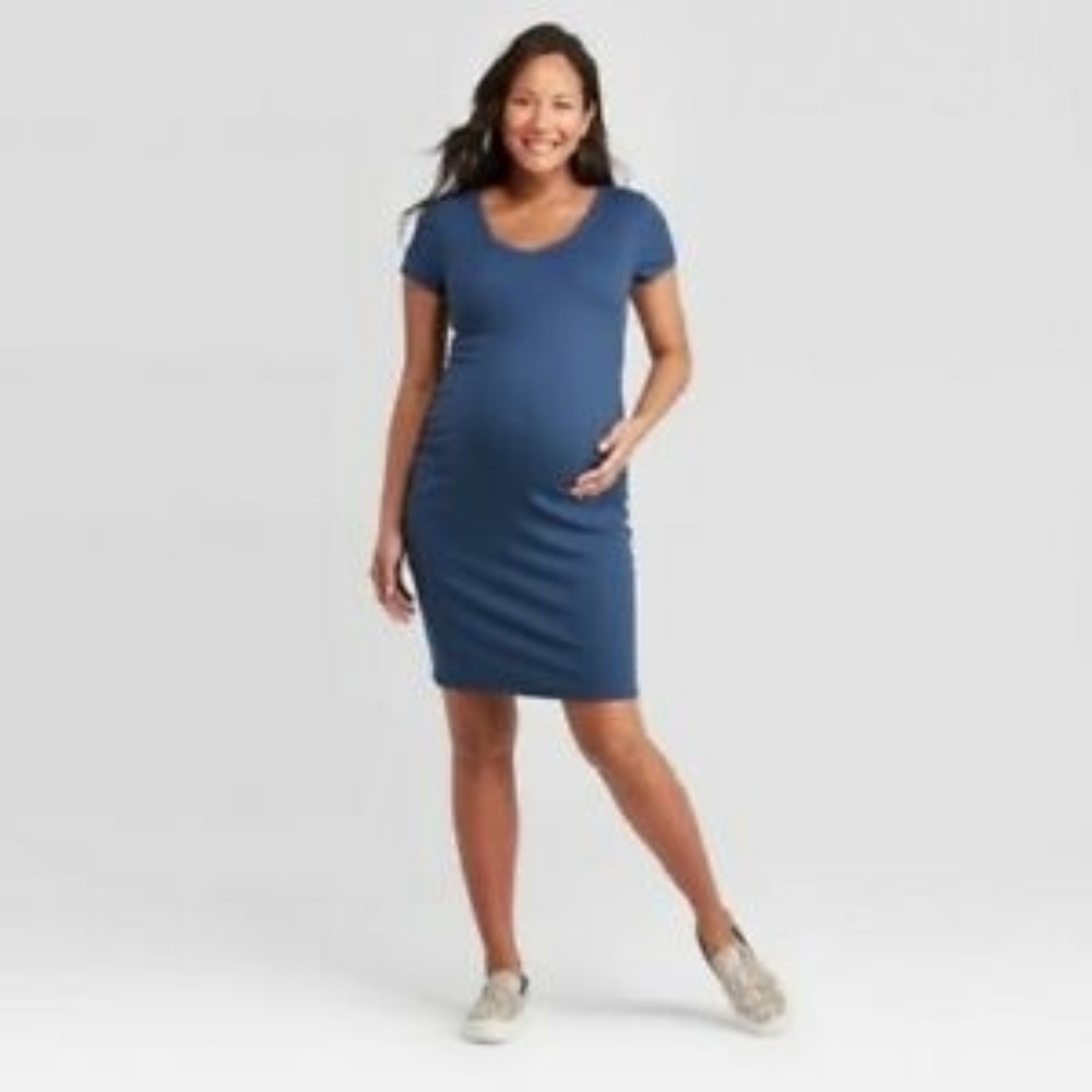 Maternity dress - Picture 1 of 6
